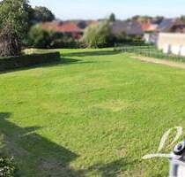 ++ Baugrundstück (zweigeschossig bebaubar) in zentraler Hintergrundstückslage von Apen ++