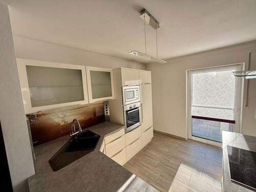 Bild 1 - 3ZKB Eigentumswohnung, 82qm, Balkon, Keller, Garage, Stellplatz, provisionsfrei, ab sofort