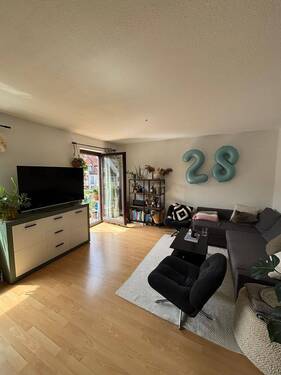 Wohnen - Etagenwohnung mit 61,00 m&sup2; in Erlangen zur Miete