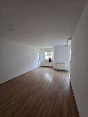 WhatsApp Image 2026-01-12 at 09.31.55.jpeg - 1 Zimmer Etagenwohnung zur Miete in Döbeln