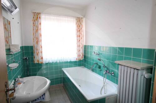 Bad Erdgeschoss Altbau - 
