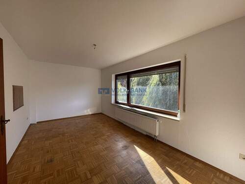 Esszimmer mit seitlichem Zugang zur Terrasse - 