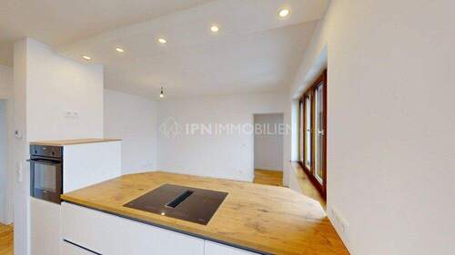 neue Einbauküche - 4 Zimmer Etagenwohnung in Rostock / Hansaviertel