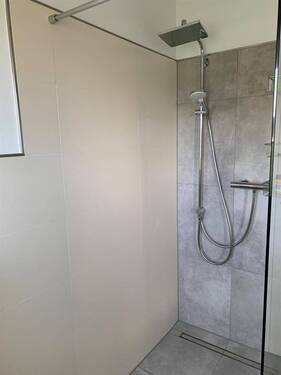 Dusche - Etagenwohnung mit 77,70 m&sup2; in Barnstorf zur Miete