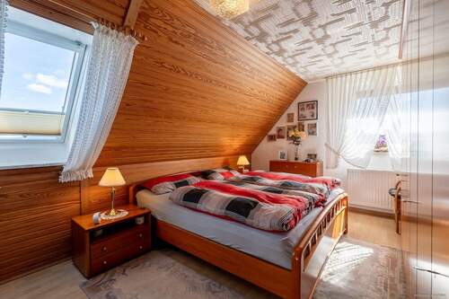 Schlafzimmer Dachgeschoss - 