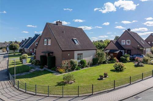 Ansicht vom Lerchenfeld - 4 Zimmer Einfamilienhaus zum Kaufen in Eutin