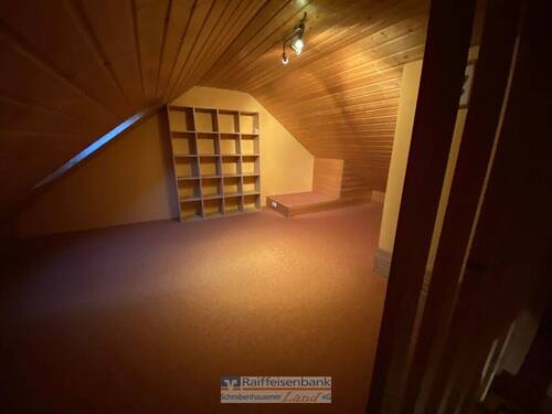 Dachspitz als Lagermöglichkeit - 