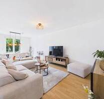 Ruhig gelegene Zwei-Zimmer-Wohnung mit zwei Duplexstellplätze und ansprechender Terrasse - Wiesbaden Naurod