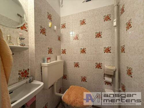 Gäste-WC - Etagenwohnung mit 103,30 m² in Mönchengladbach / Dahl zum Kaufen