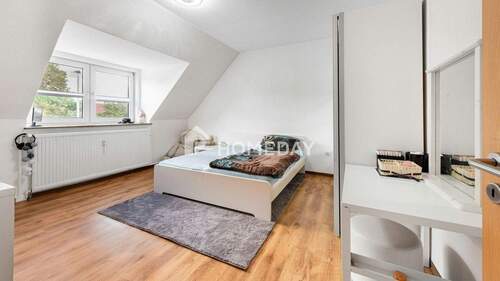 Haus 1 1. OG Schlafzimmer 1 - 
