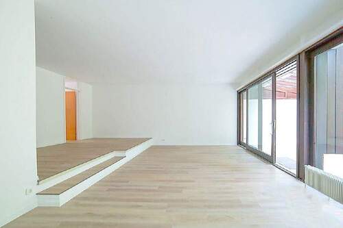 Wohnen I - 5 Zimmer Mehrfamilienhaus, Wohnhaus zur Miete in Gauting