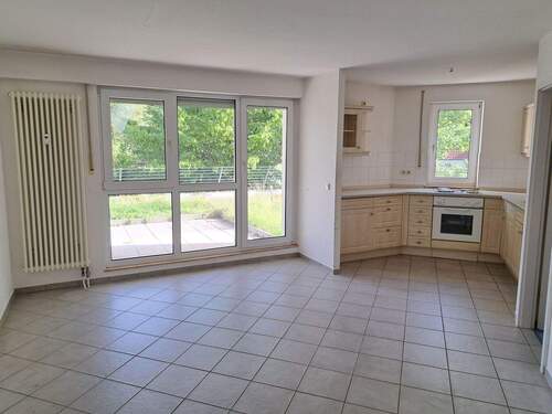 baugleiche Wohnung im Haus (seitenverkehrt) - 2 Zimmer Etagenwohnung in Leipzig