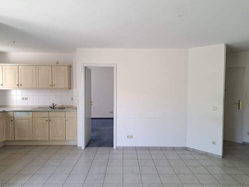 baugleiche Wohnung (nur seitenverkehrt) - 