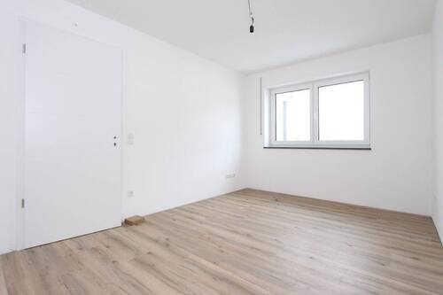 Schlafen.jpeg - Etagenwohnung mit 61,00 m² in Schierling zur Miete