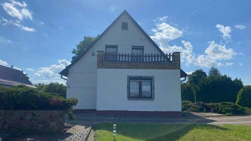 Seitenansicht - 4 Zimmer Doppelhaushälfte in Doberschütz