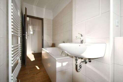 Bad Ansicht II - Etagenwohnung mit 66,30 m&sup2; in Riesa zur Miete