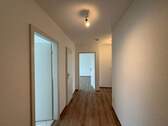 1023-30 Flur - 2 Zimmer Etagenwohnung zur Miete in Bernau bei Berlin