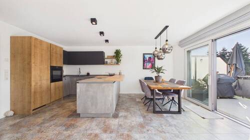 Küche - Neuwertiges Appartement mit großem Balkon zu verkaufen