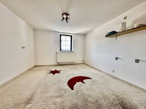 4- 6 Wohnungen im Haus möglich - 