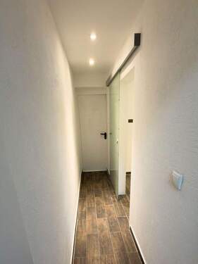 Kellerzugang + Bad EG - 1 Zimmer Einfamilienhaus zum Kaufen in Waldalgesheim