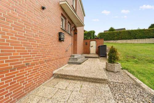 Zuweg Hauseingang - 