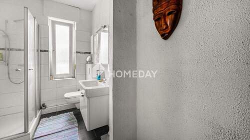 1. OG Badezimmer 1 - 