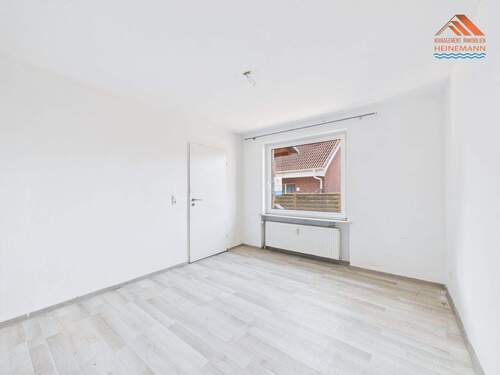 EG -- Schlafzimmer 1 - 