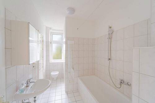 Vollbad mit Fenster - 