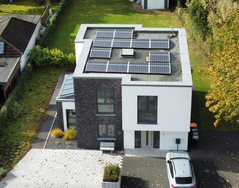 Mit PV-Anlage - 