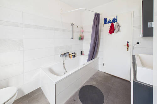 Badezimmer III - 