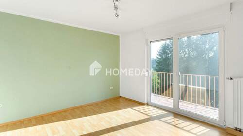 1. OG Schlafzimmer 1 - 