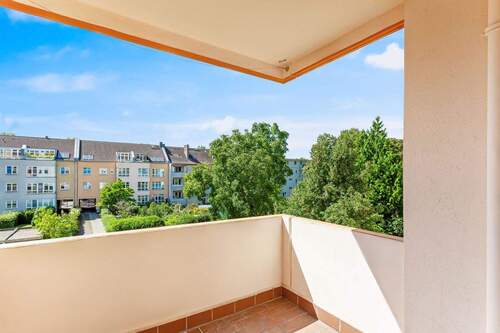 Balkon - 3 Zimmer Etagenwohnung in Berlin