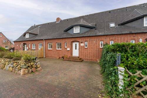 Bild 2 - 7 Zimmer Reihenmittelhaus zum Kaufen in List auf Sylt