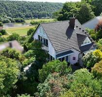 Einfamilienhaus mit Einliegerwohnung, schönem Garten und Mainblick... - Wertheim / Hofgarten