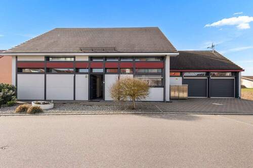 Bild 2 - 5 Zimmer Einfamilienhaus zum Kaufen in Neutraubling