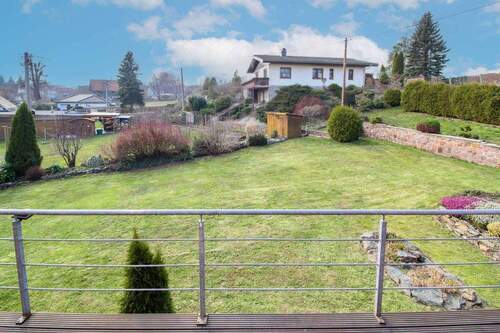 Ausblick vom Balkon in den Garten(2) - 