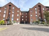 Hausfront - 
