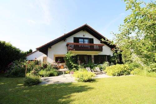 Außenansicht - Exklusives Einfamilienhaus in begehrter 1a-Lage von Stadtbergen