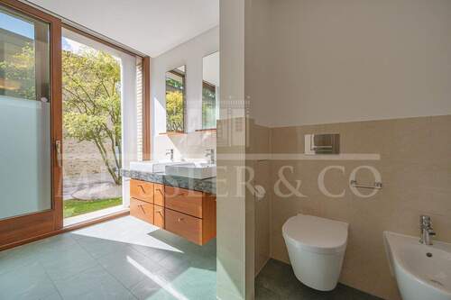 Vollbad mit separater Dusche - 