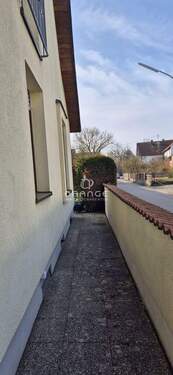 Außenbereich - Mehrfamilienhaus, Wohnhaus mit 102,00 m&sup2; in Ingolstadt / Oberhaunstadt zum Kaufen