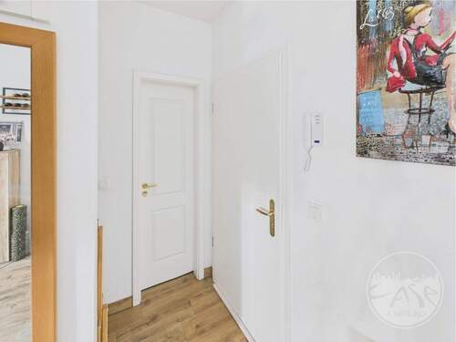 A_Sell_Flur - 3 Zimmer Etagenwohnung zum Kaufen in Potsdam