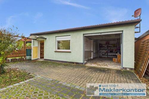 Einliegerwohnung mit Garage - 