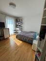 Blick ins Schlafzimmer - 