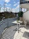 sonniger Balkon - Traumhafte 150m² Mais.-Wohnung, 2 Etagen + DG-Studio, Balkon, inkl. EBK, inkl. 3 KFZ-Plätze, inkl. Klima, Parkettboden, Keller....