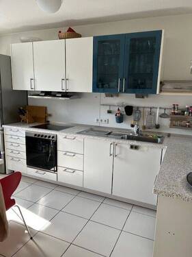inklusive moderne Bulthaup-Einbauküche - 5 Zimmer Etagenwohnung in Limburgerhof