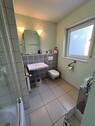 Gäste-WC mit Dusche - 