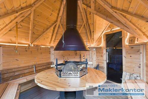 Finnische Kota mit Sauna und Grill - 
