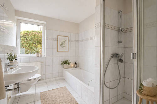 HOMESTAGING Bad (KI generiert) - 