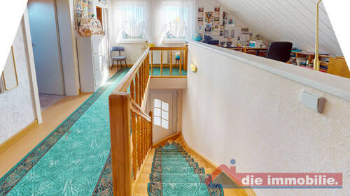 Treppe ins Erdgeschoss - 