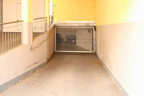Garage Einfahrt - 